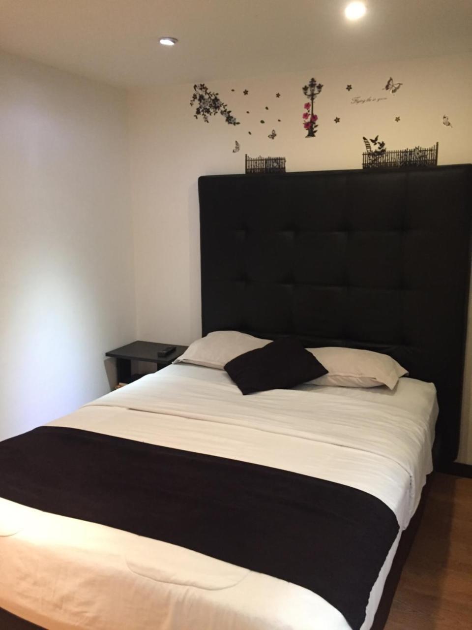 Hotel Montecarlo Boutique Богота Екстериор снимка